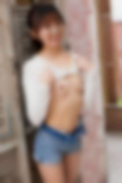 Kosaka Nao - shows tits