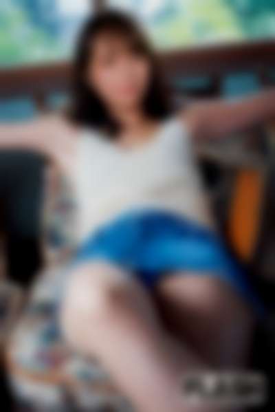 Akimoto Manatsu - softcore