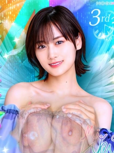 Yamashita Mizuki - shows tits