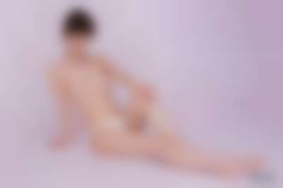 Iori Moe - nude body