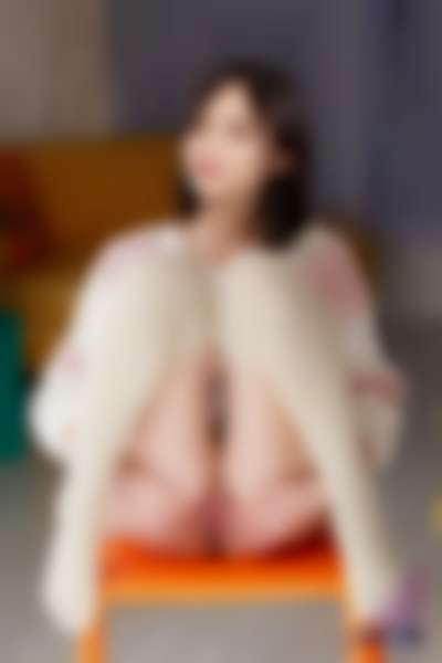 Inoue Nagi - shows pussy