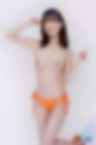 Sasaki Kumi - shows tits