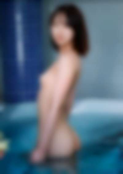 Kanemura Miku - nude