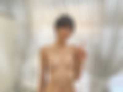 Ioki Mao - shows tits