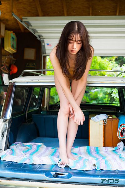 Hashimoto Kanna - nude