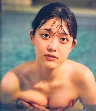 Matsumura Sayuri - shows tits